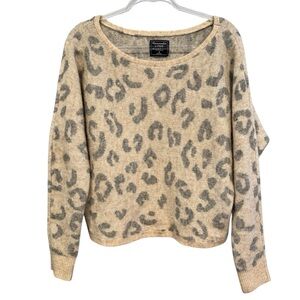 Abercrombie & Fitch Leopard Animal Print Dolman Sleeve Sweater Size M